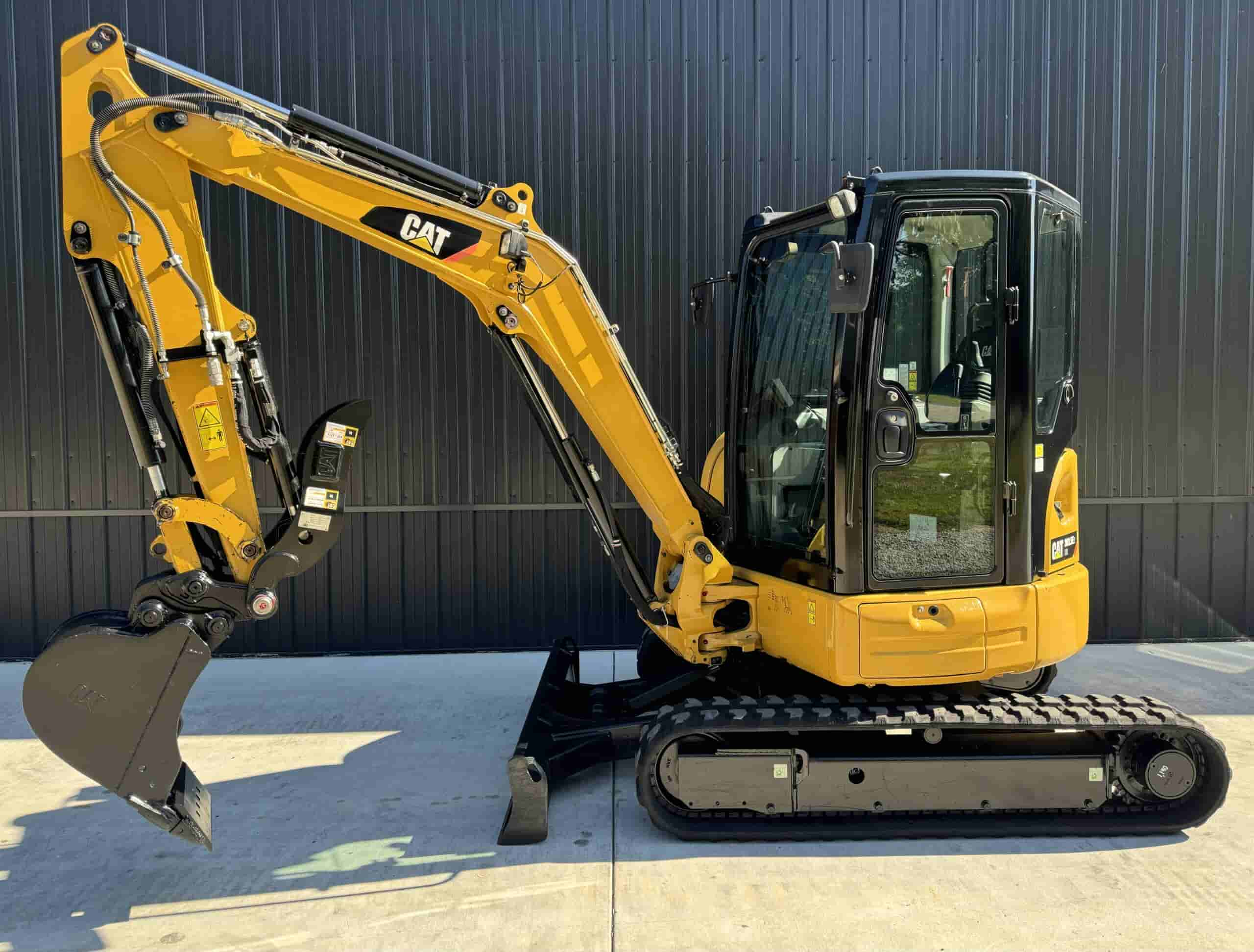 2018 CAT 303.5E2
